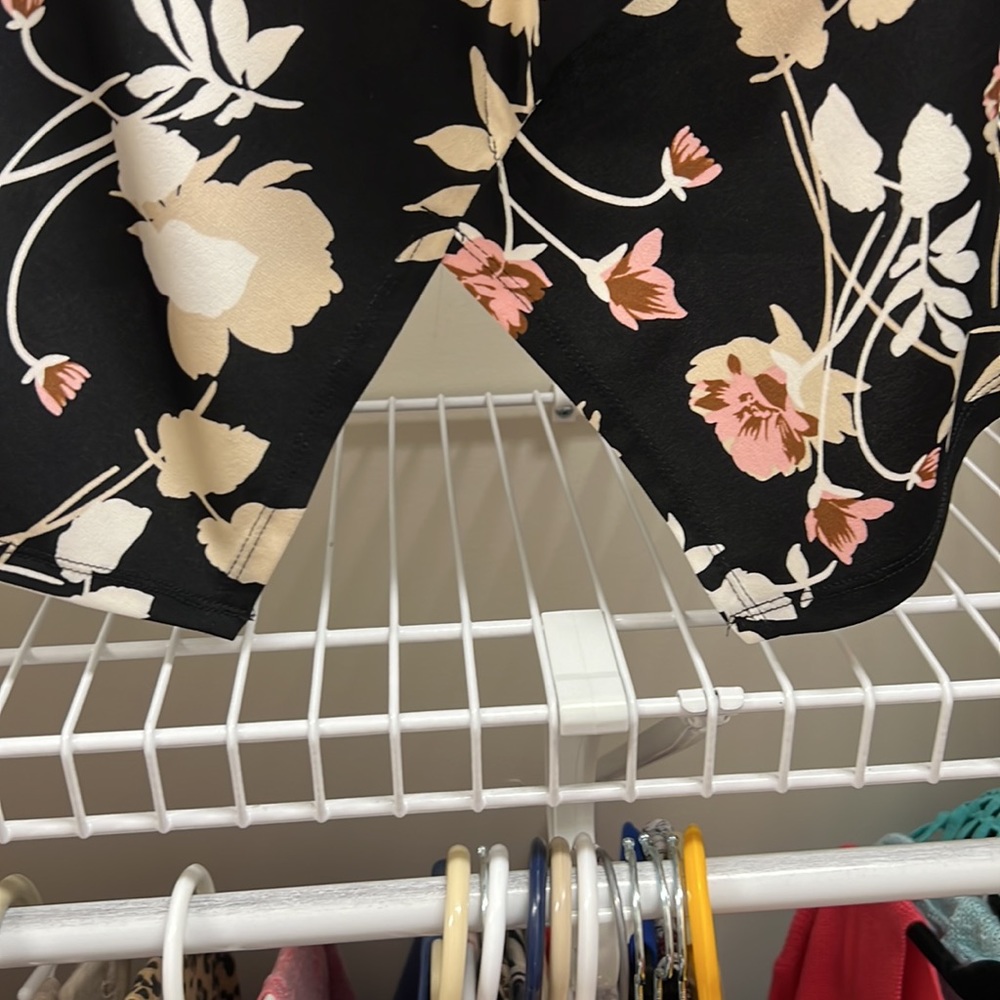 Tunic - Picture 2 of 4